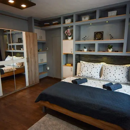 Pensiune Marco Art Vendeghaz Jakuzzi, Sauna - 2025 Nyartol - From Summer 2025